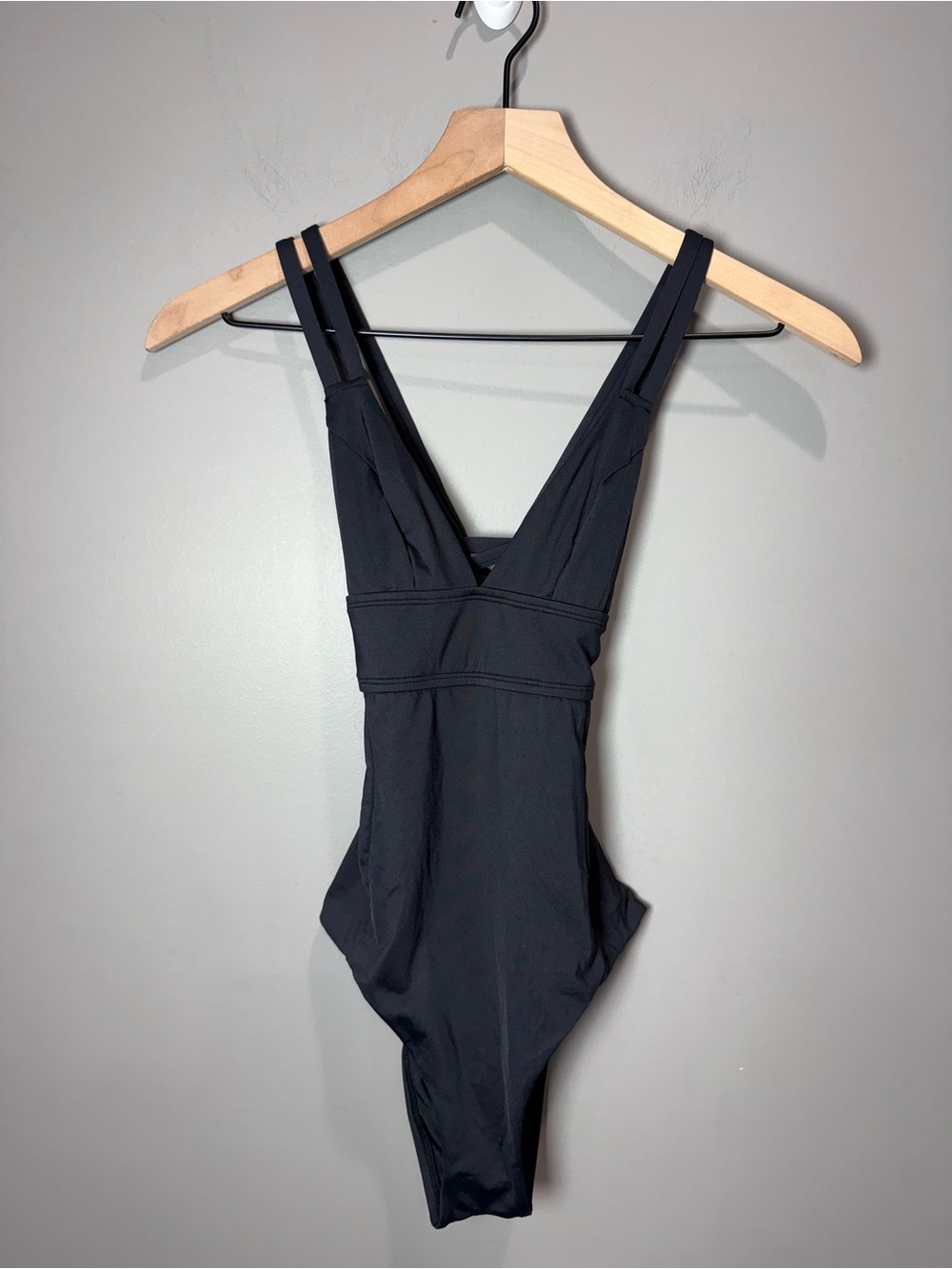 Vitamin A Soleil Black Lace Up Back One Piece Swimsuit XS